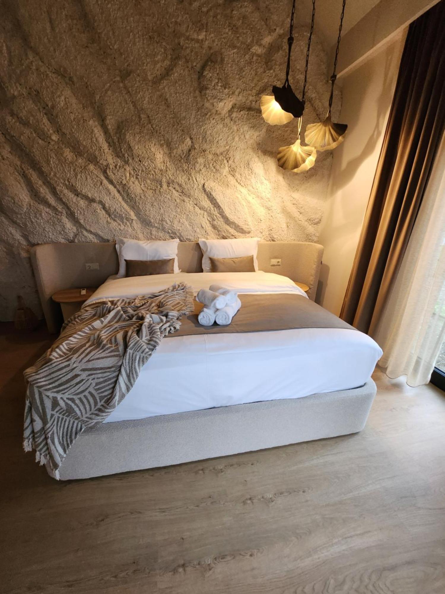 Hotel The Berg'S 10 Ocna Mures Exterior foto
